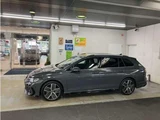 2026 Volkswagen Golf Variant TDI Sedan for sale, Japanese used car export - photo 2 of 5 | GULJI TRADERS