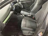 2026 Volkswagen Golf Variant TDI Sedan for sale, Japanese used car export - photo 3 of 5 | GULJI TRADERS