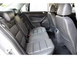 2007 Volkswagen Jetta 2.0T Sedan for sale, Japanese used car export - photo 62 of 69 | GULJI TRADERS