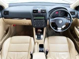 2009 Volkswagen Jetta 2.0TSI Sport Sedan for sale, Japanese used car export - photo 3 of 9 | GULJI TRADERS