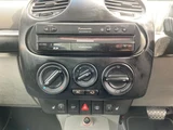 2004 Volkswagen NEW Beetle Turbo Sedan for sale, Japanese used car export - photo 22 of 45 | GULJI TRADERS