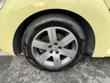 2005 Volkswagen NEW Beetle LZ Sedan for sale, Japanese used car export - photo 26 of 29 | GULJI TRADERS