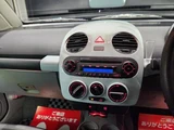 2005 Volkswagen NEW Beetle EZ Sedan for sale, Japanese used car export - photo 3 of 9 | GULJI TRADERS
