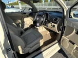 2008 Volkswagen NEW Beetle Sedan for sale, Japanese used car export - photo 4 of 50 | GULJI TRADERS