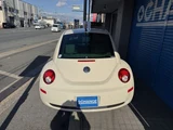 2008 Volkswagen NEW Beetle 2.0 Sedan for sale, Japanese used car export - photo 4 of 24 | GULJI TRADERS