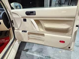 2009 Volkswagen NEW Beetle EZ Sedan for sale, Japanese used car export - photo 5 of 9 | GULJI TRADERS