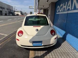 2010 Volkswagen NEW Beetle Sedan for sale, Japanese used car export - photo 4 of 32 | GULJI TRADERS