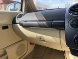 2010 Volkswagen NEW Beetle Sedan for sale, Japanese used car export - photo 13 of 32 | GULJI TRADERS
