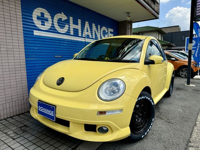 2010 Volkswagen NEW Beetle LZ Sedan for sale, Japanese used car export - photo 1 of 30 | GULJI TRADERS