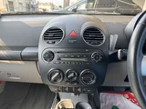 2010 Volkswagen NEW Beetle Sedan for sale, Japanese used car export - photo 6 of 32 | GULJI TRADERS