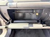 2010 Volkswagen NEW Beetle 1.6 Sedan for sale, Japanese used car export - photo 25 of 30 | GULJI TRADERS