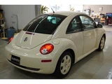 2010 Volkswagen NEW Beetle Sedan for sale, Japanese used car export - photo 10 of 24 | GULJI TRADERS
