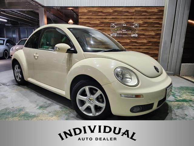 2010 Volkswagen NEW Beetle - photo 1 2010 Volkswagen NEW Beetle Sedan for sale, Japanese used car export | GULJI TRADERS