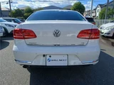 2011 Volkswagen Passat Sedan for sale, Japanese used car export - photo 10 of 49 | GULJI TRADERS