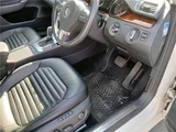 2011 Volkswagen Passat Sedan for sale, Japanese used car export - photo 16 of 49 | GULJI TRADERS