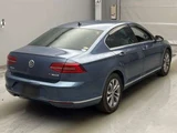 2015 Volkswagen Passat Sedan for sale, Japanese used car export - photo 2 of 13 | GULJI TRADERS