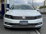 2017 Volkswagen Passat TSI Sedan for sale, Japanese used car export - photo 1 of 24 | GULJI TRADERS
