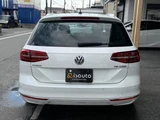 2017 Volkswagen Passat TSI Sedan for sale, Japanese used car export - photo 2 of 24 | GULJI TRADERS