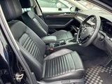 2018 Volkswagen Passat Sedan for sale, Japanese used car export - photo 4 of 9 | GULJI TRADERS