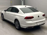 2022 Volkswagen Passat Sedan for sale, Japanese used car export - photo 4 of 13 | GULJI TRADERS