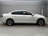 2022 Volkswagen Passat Sedan for sale, Japanese used car export - photo 6 of 13 | GULJI TRADERS