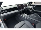 2025 Volkswagen Passat e Hybrid Sedan for sale, Japanese used car export - photo 9 of 19 | GULJI TRADERS