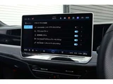 2025 Volkswagen Passat e Hybrid Sedan for sale, Japanese used car export - photo 17 of 19 | GULJI TRADERS