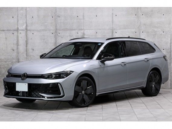 2025 Volkswagen Passat e Hybrid - photo 1 2025 Volkswagen Passat e Hybrid Sedan for sale, Japanese used car export | GULJI TRADERS