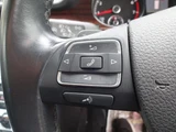 2012 Volkswagen Passat Alltrack 2.0TSI 4WD Sedan for sale, Japanese used car export - photo 13 of 24 | GULJI TRADERS