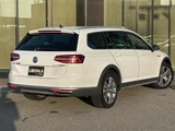 2019 Volkswagen Passat Alltrack TDI 4W Sedan for sale, Japanese used car export - photo 2 of 24 | GULJI TRADERS