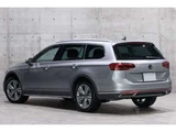 2022 Volkswagen Passat Alltrack TDI Sedan for sale, Japanese used car export - photo 5 of 17 | GULJI TRADERS