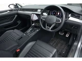 2022 Volkswagen Passat Alltrack TDI Sedan for sale, Japanese used car export - photo 8 of 17 | GULJI TRADERS