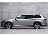 2022 Volkswagen Passat Alltrack TDI 4MOTION Sedan for sale, Japanese used car export - photo 3 of 9 | GULJI TRADERS