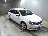 2011 Volkswagen Passat Variant Sedan for sale, Japanese used car export - photo 1 of 3 | GULJI TRADERS