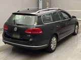 2014 Volkswagen Passat Variant Sedan for sale, Japanese used car export - photo 2 of 14 | GULJI TRADERS