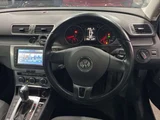 2014 Volkswagen Passat Variant Sedan for sale, Japanese used car export - photo 9 of 14 | GULJI TRADERS