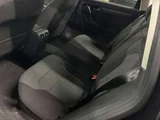 2014 Volkswagen Passat Variant Sedan for sale, Japanese used car export - photo 13 of 14 | GULJI TRADERS