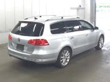 2014 Volkswagen Passat Variant Sedan for sale, Japanese used car export - photo 2 of 3 | GULJI TRADERS
