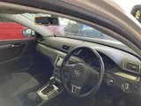 2014 Volkswagen Passat Variant Sedan for sale, Japanese used car export - photo 3 of 10 | GULJI TRADERS