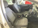 2014 Volkswagen Passat Variant Sedan for sale, Japanese used car export - photo 7 of 10 | GULJI TRADERS