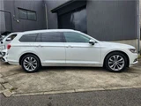 2015 Volkswagen Passat Variant Sedan for sale, Japanese used car export - photo 5 of 38 | GULJI TRADERS