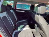 2015 Volkswagen Passat Variant Sedan for sale, Japanese used car export - photo 15 of 33 | GULJI TRADERS