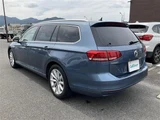 2015 Volkswagen Passat Variant TSI Sedan for sale, Japanese used car export - photo 2 of 24 | GULJI TRADERS