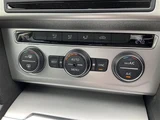 2015 Volkswagen Passat Variant TSI Sedan for sale, Japanese used car export - photo 23 of 24 | GULJI TRADERS