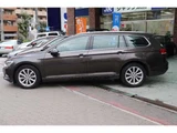 2015 Volkswagen Passat Variant Sedan for sale, Japanese used car export - photo 5 of 24 | GULJI TRADERS