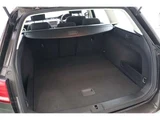 2015 Volkswagen Passat Variant Sedan for sale, Japanese used car export - photo 21 of 24 | GULJI TRADERS