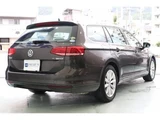 2015 Volkswagen Passat Variant Sedan for sale, Japanese used car export - photo 3 of 9 | GULJI TRADERS