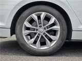 2016 Volkswagen Passat Variant Sedan for sale, Japanese used car export - photo 16 of 68 | GULJI TRADERS