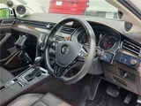 2016 Volkswagen Passat Variant Sedan for sale, Japanese used car export - photo 37 of 68 | GULJI TRADERS