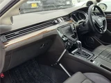 2016 Volkswagen Passat Variant Sedan for sale, Japanese used car export - photo 42 of 68 | GULJI TRADERS